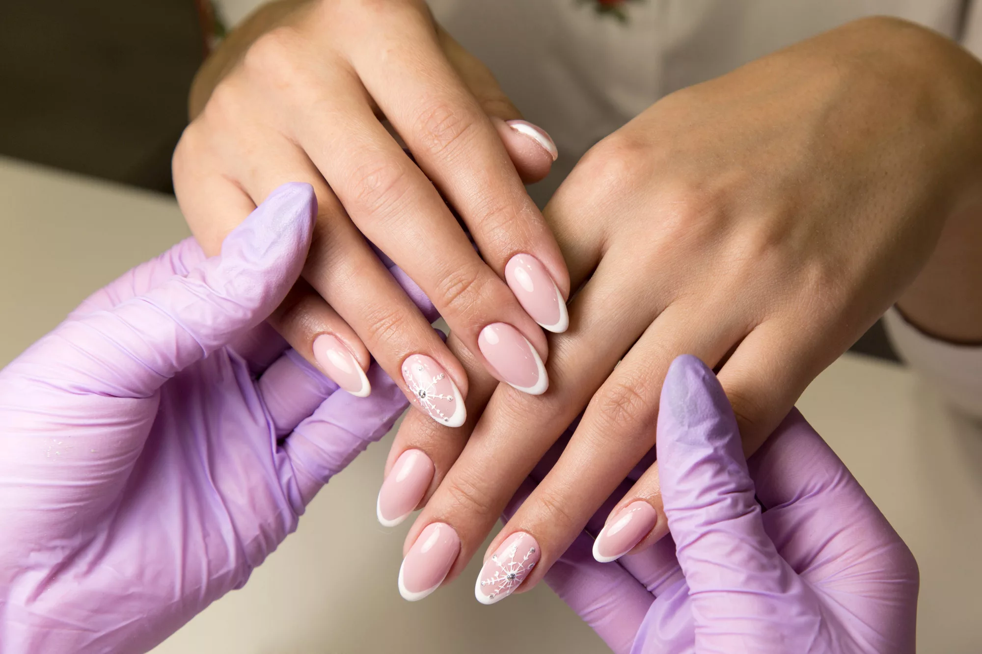 Salón de belleza para trabajar con uñas manicura